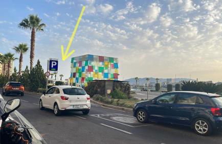 Luxury beach/port apartment - Photo 43