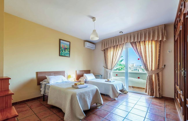 Villa Torrequebrada - Foto 12