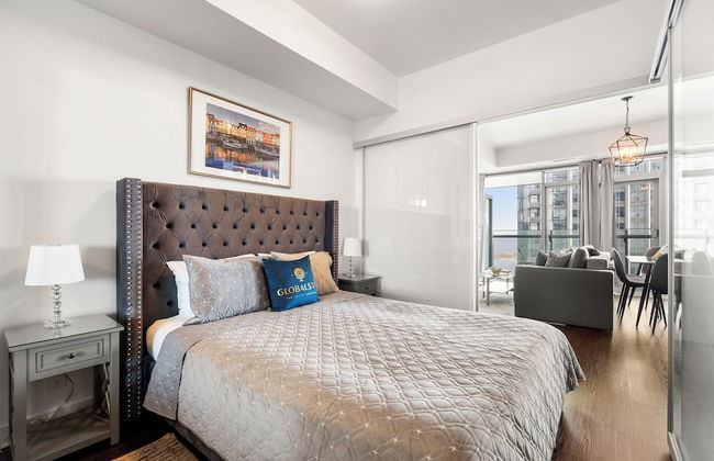 Maple Leaf Square - Photo 60