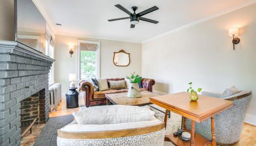 Walk to Dtwn Cozy Home with Fireplace in Charlevoix - Foto 5