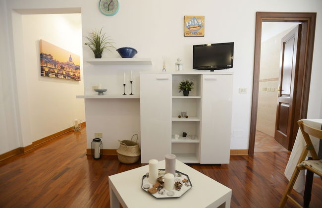 Mecenate Deluxe Colosseum - Photo 15