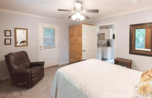 Bee's Knees - Foto 26