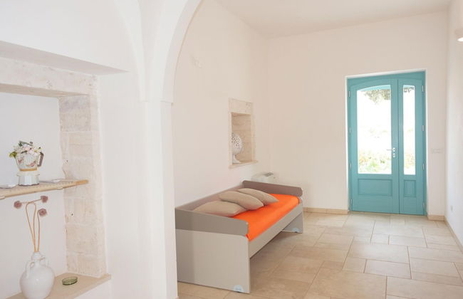 Trulli-style Chalet Near Forest Walks - Photo 2