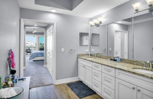 Waterfront -3BR - 2Kings -Pool Balcony - Beach - Foto 28