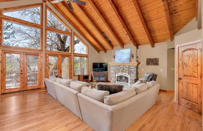 Bass Lake Beauty! 4 BDR Sleeps 16, Lakefront Views - Foto 18