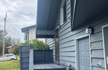 Upscale Anchorage Getaway, Cozy & Newly Remodeled - Foto 25