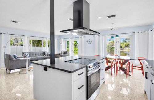 Leona Breeze - Photo 20