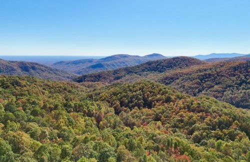 Stunning Mountain Cabin with Views and Hot Tub - Foto 2
