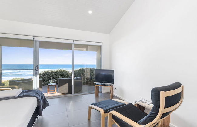 Seafarers Getaway - Photo 13