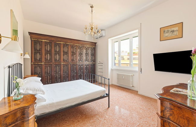 Bright And Spacious Family Apartment In Parioli - Foto 17