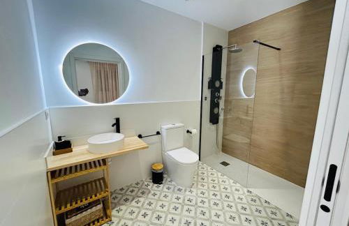 Loft Sofia a estrenar con luz natural en corazon de Valencia - Foto 10