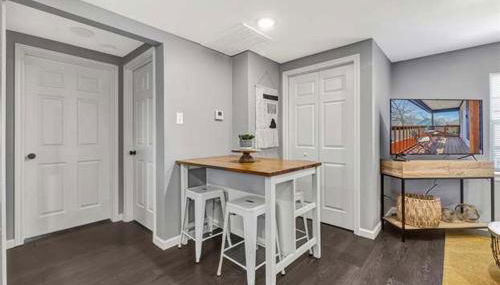 Super Cozy 2 bedroom with Fast WIFI and Queen Bed close to Downtown Houston!! - Foto 3