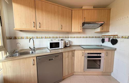 Encantador Ático a 2,6 km de la Playa - Foto 41