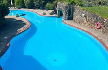 Hollyhocks Holiday Home- 2 bedroomed ground floor apartment sleeps 5 - Foto 21