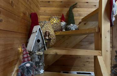 The Farmhouse - Photo 13