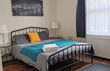 King En-Suite Room Self-Catering Workspace - Foto 2