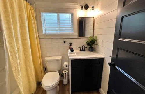 Sacred Heart HospitalHuckleberrysMin to Dwntn - Foto 22