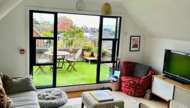 Modern, centrally located, beach view flat - Foto 2