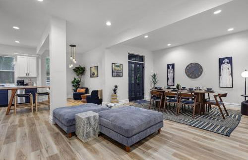 Hartford 5BR Family Home with Games BBQ Grill and Firepit - Foto 17