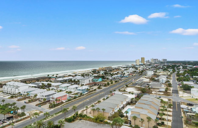 Escape to Sand Dollar Holler: Coastal Retreat, 3 Beds, 2.5 Baths, Sleeps 10! - Foto 154