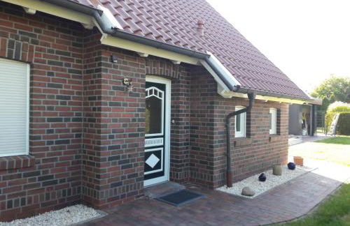 Tolles Ferienhaus in Pilsum - Ferienhaus Trientje - mit Garten und überdachter Terrasse - Foto 6