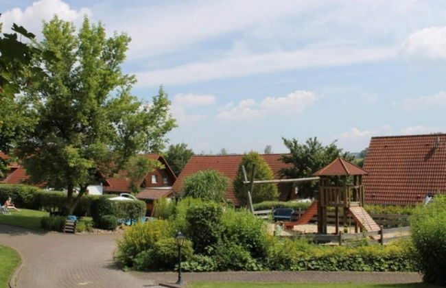 Detached Home in Germany With Loggia - Foto 18