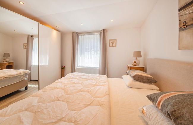 Stylish Stay Near Forest - Foto 7