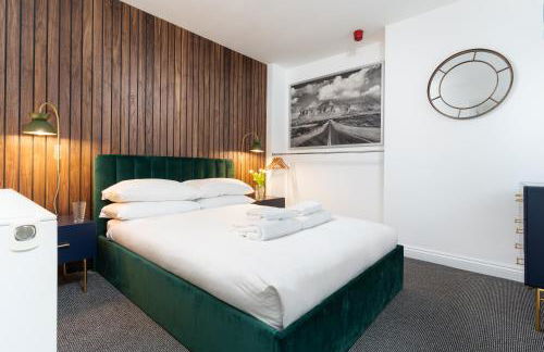 Modern Garden Apartment in a Large Victorian house - Foto 24