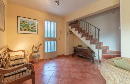 Villa with Pool, Pets & WiFi - Foto 10