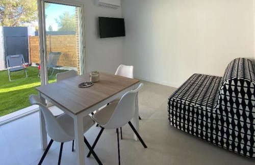 La Maisonnette T2 charmant jardin parking La Cadière d'Azur 1 à 4 personnes - Foto 3