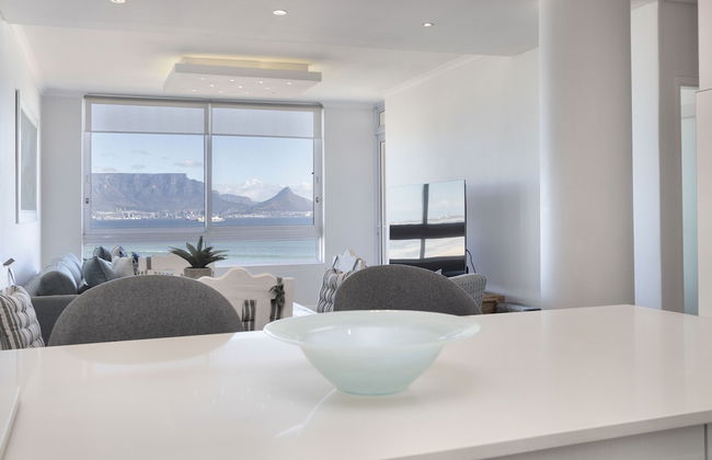 Portico 704 - Photo 4