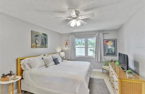 2 bed 2 bath centrally located on Siesta Key - Foto 19