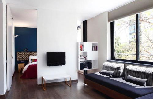 Apartment Vila Olímpica Barcelona next to beach & garden - Photo 1