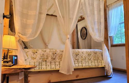 Ridge Retreat at Hearthstone Cabins and Camping - Pet Friendly - Foto 18