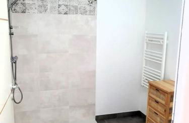 MISTRAL ABBA a 500m de la plage - Foto 6