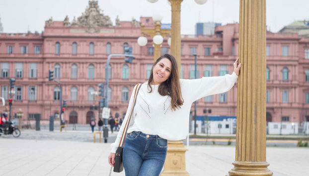 Smile at the Casa Rosada