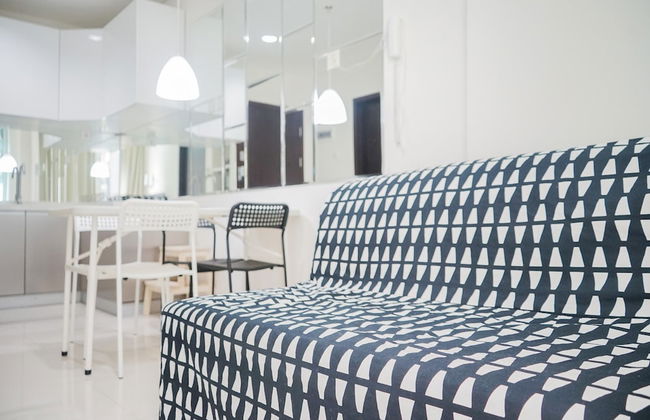 Cozy Living 1BR at Brooklyn Alam Sutera Apartment - Foto 6