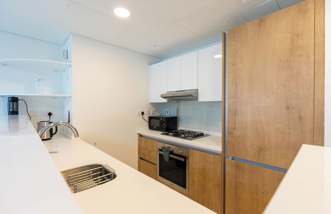 Bloomfields Iconic 2BR Duplex Apartment - Photo 4