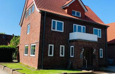 FEDDERSEN LIVING Kernsanierte Ferienwohnungen - Gemütlich - Netflix - Voll ausgestattet - zentral - Foto 7