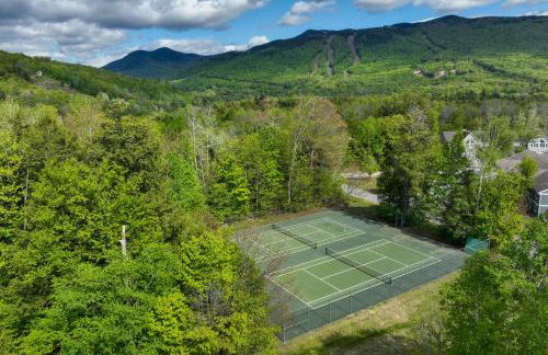 Relaxing Lincoln Condo with Fireplace and Shuttle - Foto 36