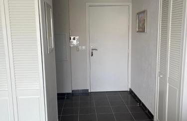 Studio Villa Serena piscine centre ville - Foto 2