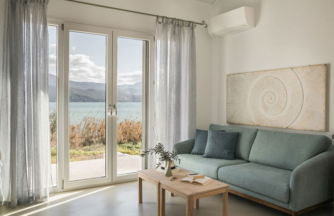 Apollonides Seafront Villa 1 “Aoede” - Photo 8