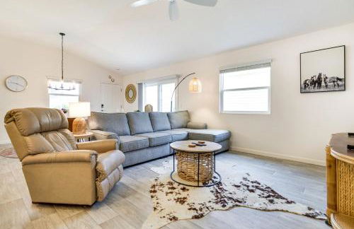 The Villages Home with Golf Cart and Community Pools! - Foto 8