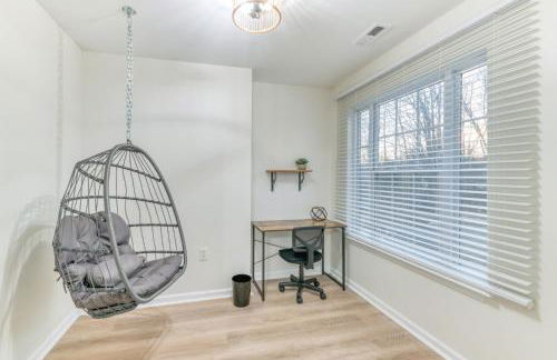 Hilltop Hideaway - Pool - Jacuzzi - Ping Pong - 12 guests - Fireplace - Mountain Views - Pets are allowed by request - Foto 8