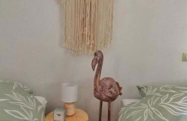 Zonnig appartement met zwembad - Foto 14