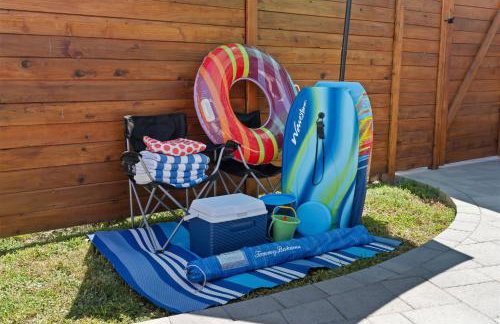 Walk to Beach - Beach Gear - Easy Parking - Foto 3