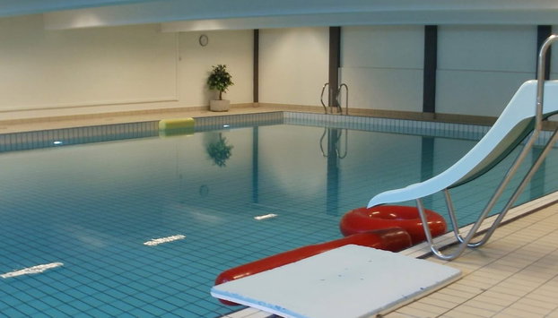 4 Person Holiday Home on a Holiday Park in Faaborg - Foto 4, Piscina