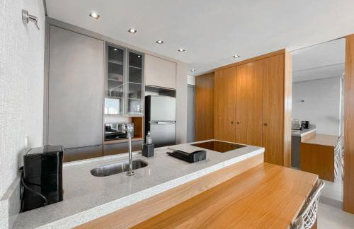 Flat Espaçoso com Uma Bela Vista e 2 Quartos - Foto 7