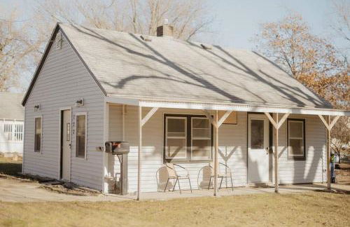 Walk to Cafe & Mall, One Mile to Dordt, Dog Theme - Foto 1