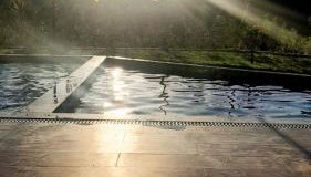 Apartamento 2 quartos condomínio com piscina - Foto 2